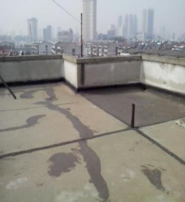 雨花台漏水维修 楼顶漏水是什么原因，楼顶漏水维修方法是什么?